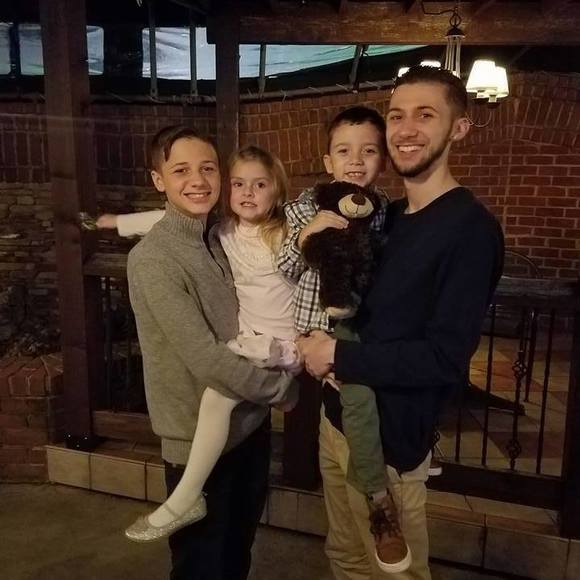 Meet your Posher, Tyler - Picture 1 of 1